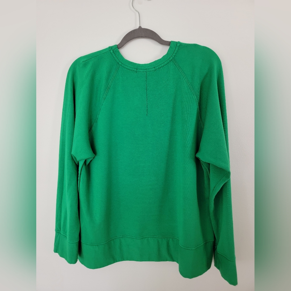 NWOT Stateside Softest Fleece Raglan Side Slit Sweatshirt - kelly green - Picture 3 of 8